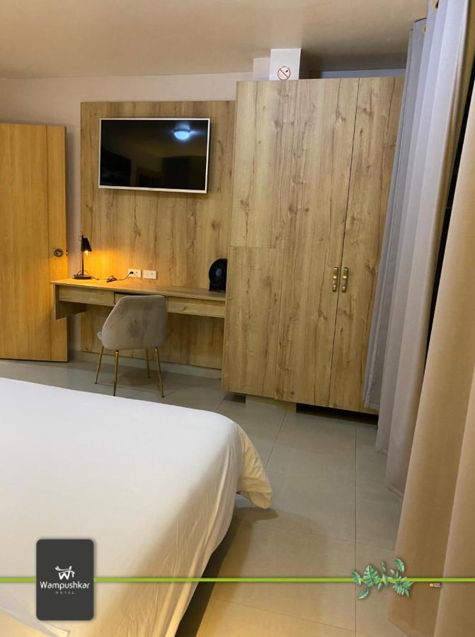 Hotel Wampushkar Zamora Екстериор снимка